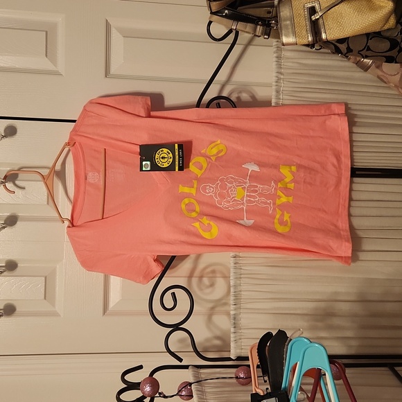 NWT Golds Gym retro tee - Picture 1 of 3